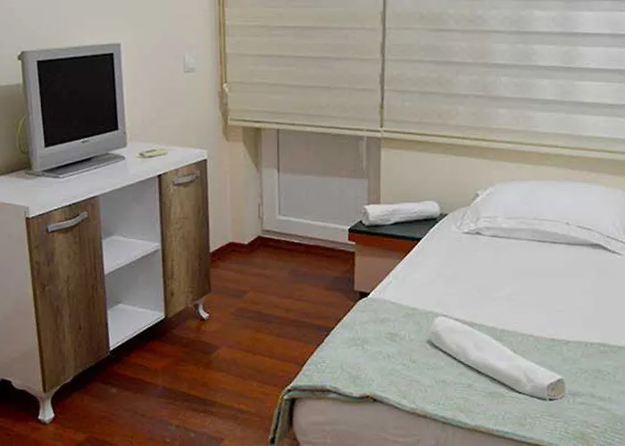 Hotell Dilara 3*